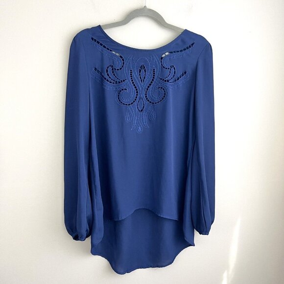 Eyeshadow Blue Swirled Design Embroidered Top Hi Low Blouse Zipper Back Size M - Picture 4 of 7